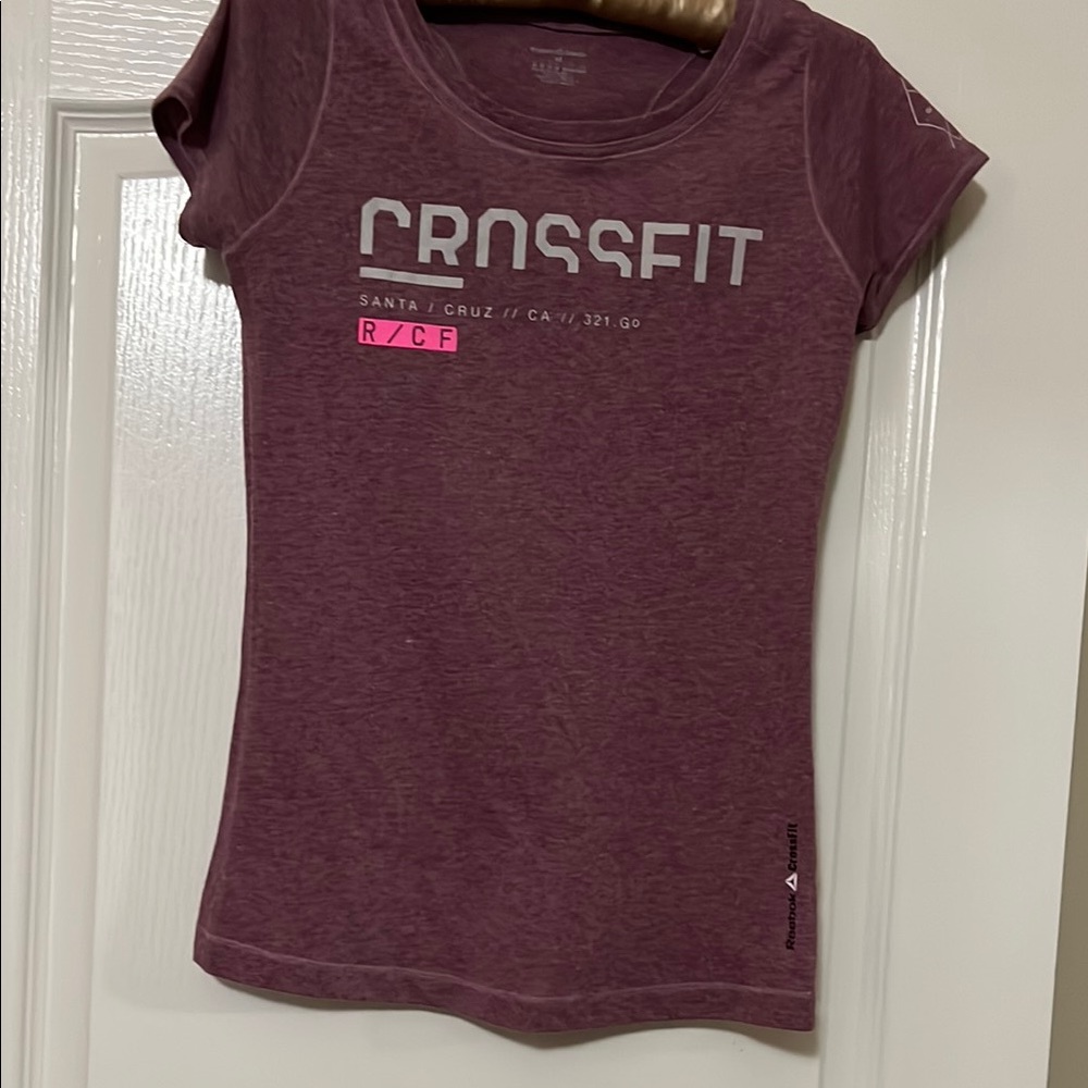 Reebok Red Fitted Short Sleeve Tee